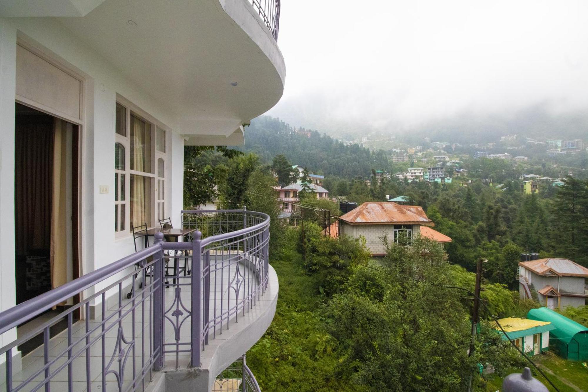 Wow Stayz2 Hotel The Lodge Dharamshala Exterior photo